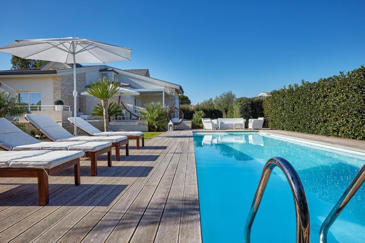 Villa Giame - Heated Pool, Beach At 350M Pozzallo Exterior foto